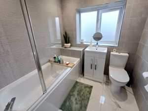 Photo 1- click for photo gallery